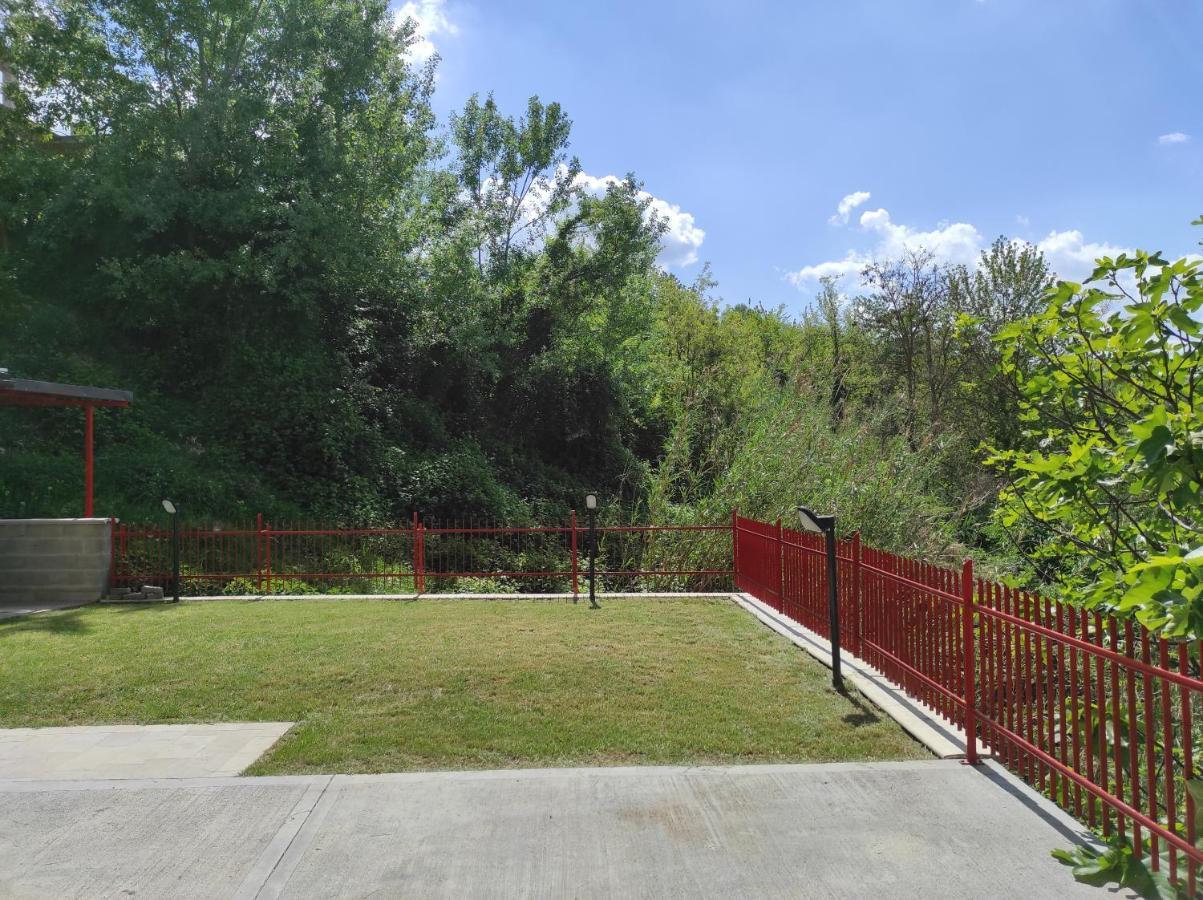 Oasi Del Monferrato - Appartamento Rosso Mombercelli Buitenkant foto
