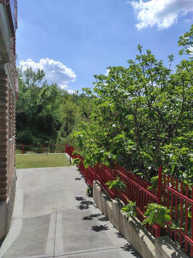 Oasi Del Monferrato - Appartamento Rosso Mombercelli Buitenkant foto